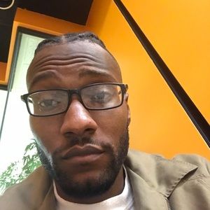 Meet your Posher, Nicholas